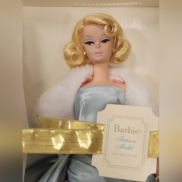 NRFB Mattel, Barbie Silkstone Fashion Model “Delphine” Doll Limited Edition, NIB - Picture 3 of 15